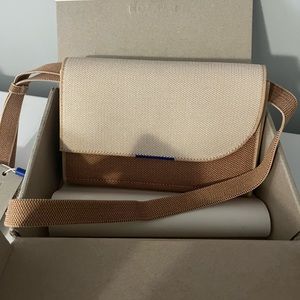 NWT Rothy’s The Belt Bag Biscotti Brown